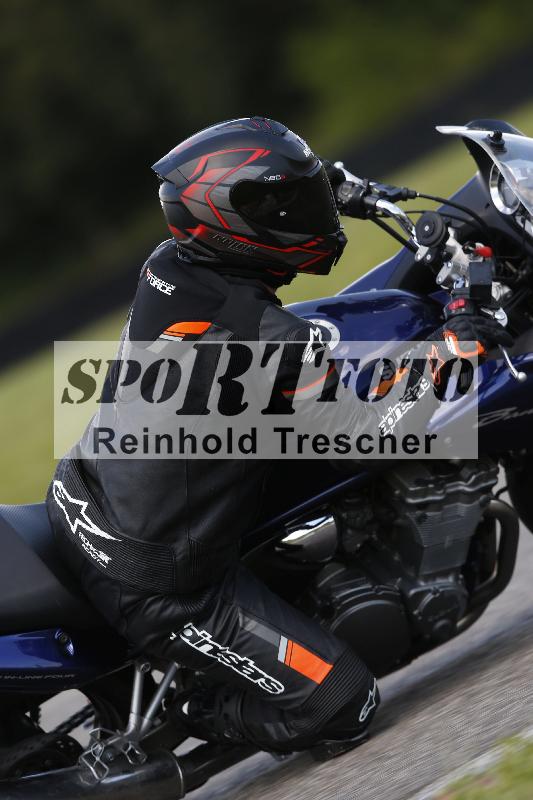 /Archiv-2024/29 12.06.2024 MOTO.CH Track Day ADR/Gruppe blau/55